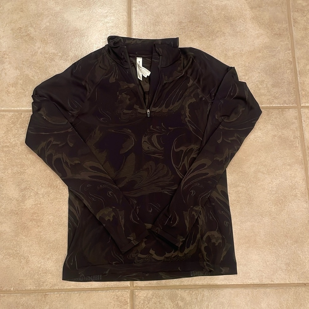 Athleta Swirl Long Sleeve 1/4 Zip Pullover Sweater